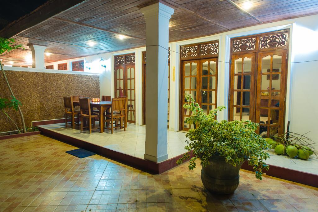 Czech House Vila Tangalle Exterior foto